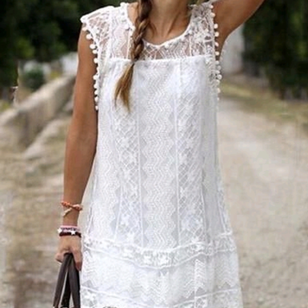 Short lace summer dress